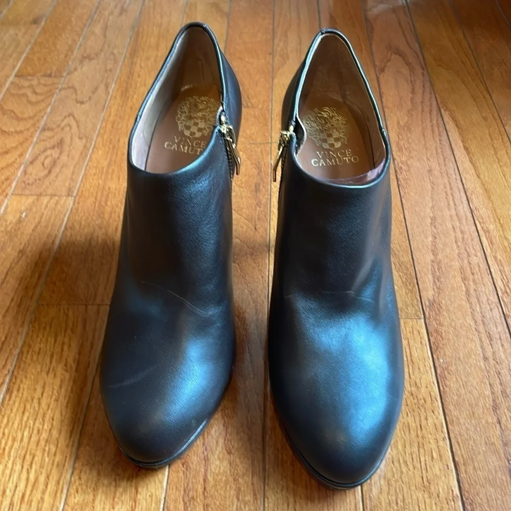 🍰 Vince Camuto Elvin brown leather platform front heeled booties